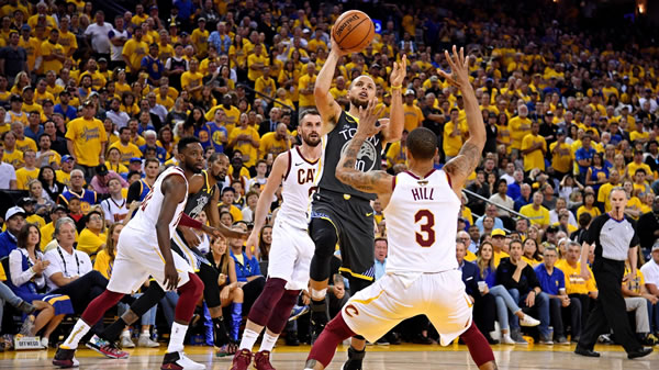 豪擲1.6億！英超黑馬下血本：連簽7人夢(mèng)幻升級(jí)，阿森納奪冠更難了