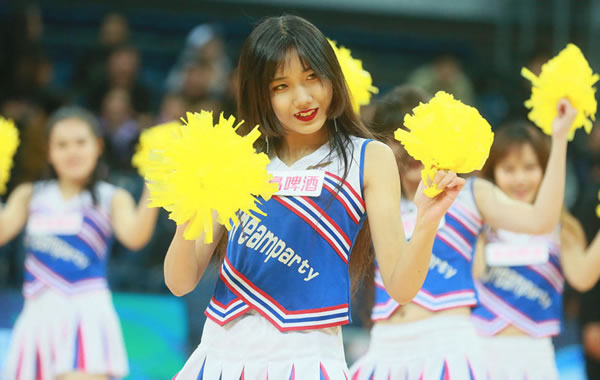 TA：水晶宮前老板向復(fù)星開總價(jià)5.5億美元的報(bào)價(jià)，希望收購(gòu)狼隊(duì)